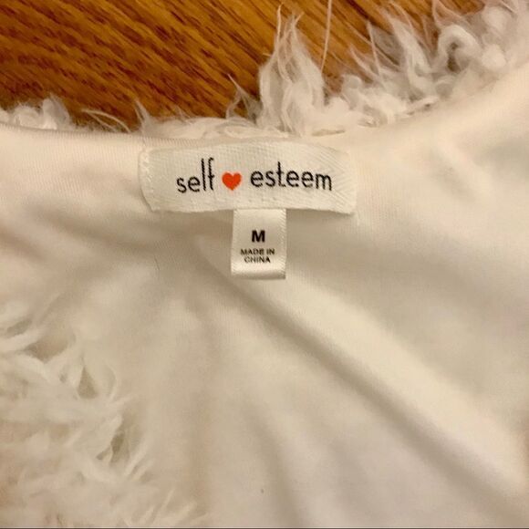 Self esteem juniors sz med white soft fuzzy vest - Picture 2 of 5